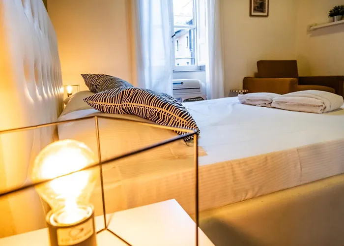 By The Colosseum - White Chic Flats Apartment Rome