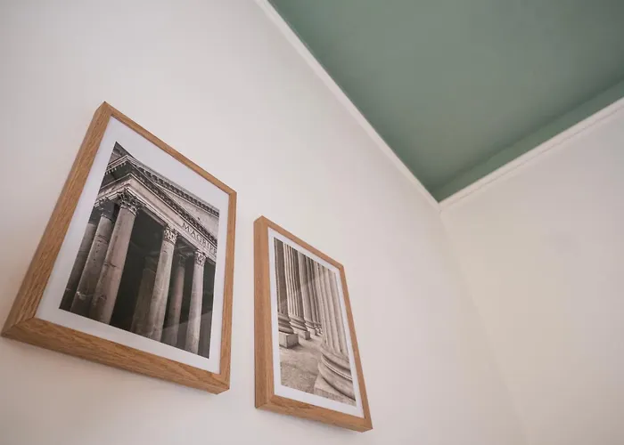 Apartment By The Colosseum - White Chic Flats Rome